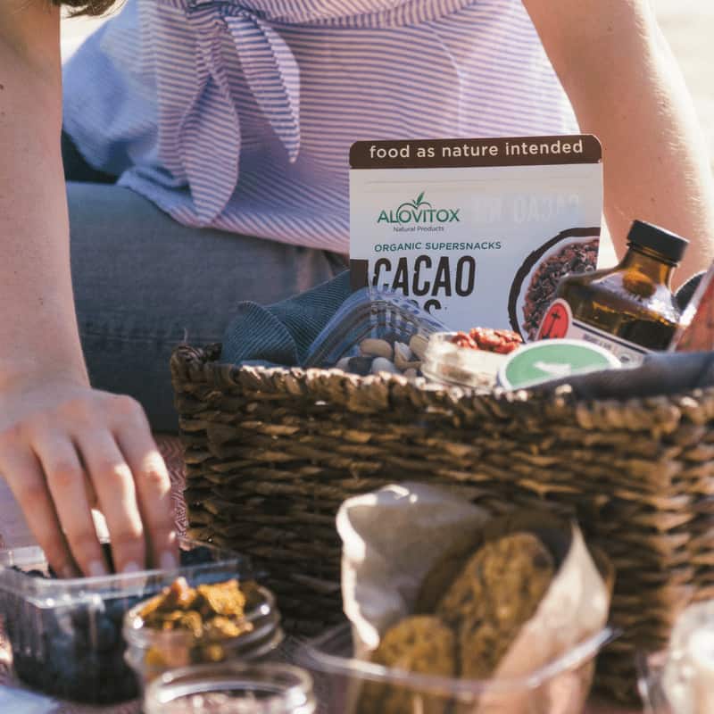 31 Reasons to Quit Unhealthy Snacks & Choose Cacao Nibs Alovitox